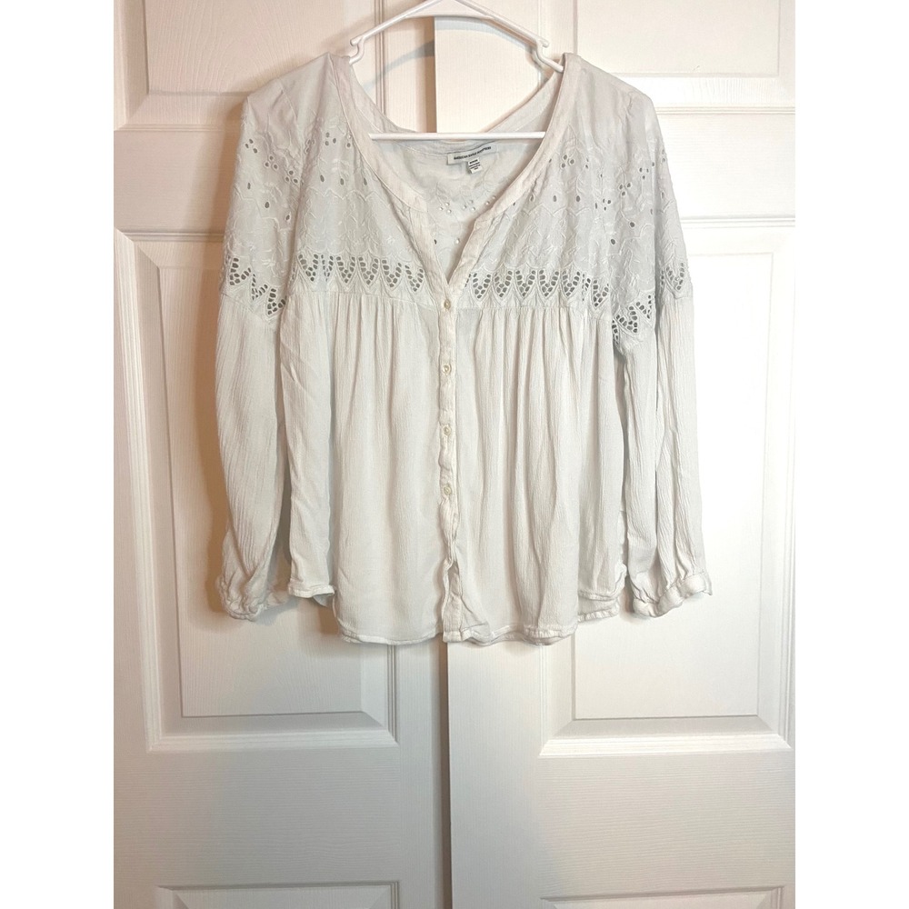 American Eagle White Eyelet Lace Button Front Blouse Long Sleeve Boho Top Medium